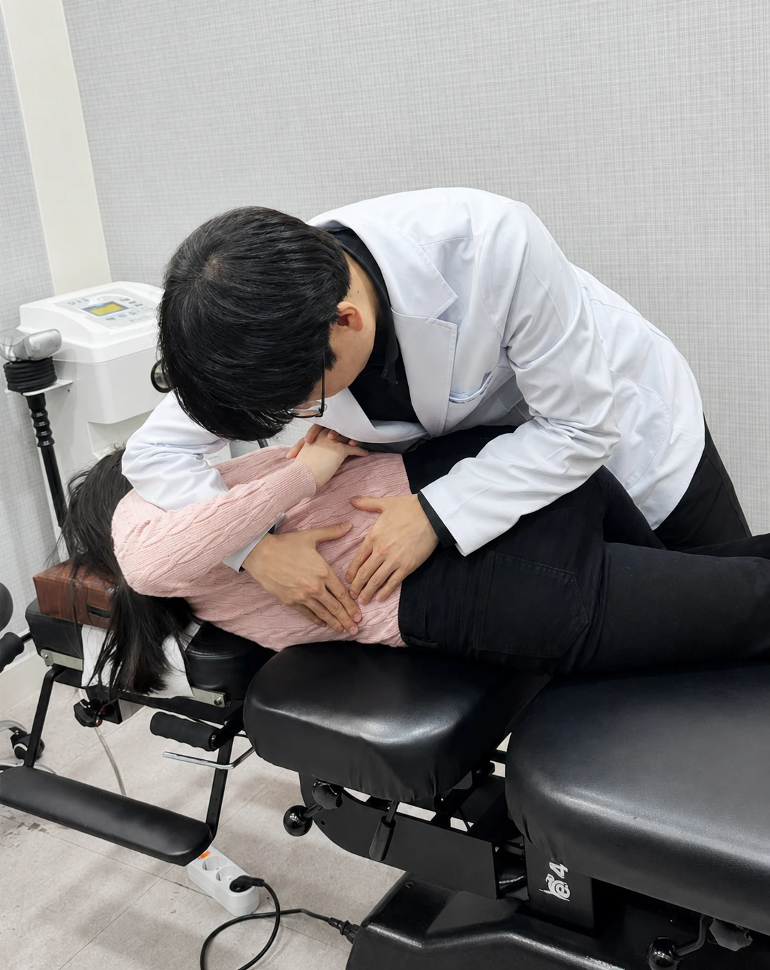 공식 추나 진료 장면